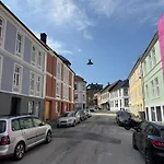 Bright & Stylish In Apartmán Bergen