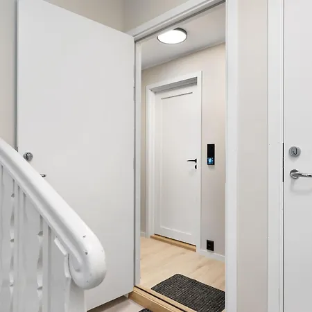 Bright & Stylish In Appartement Bergen