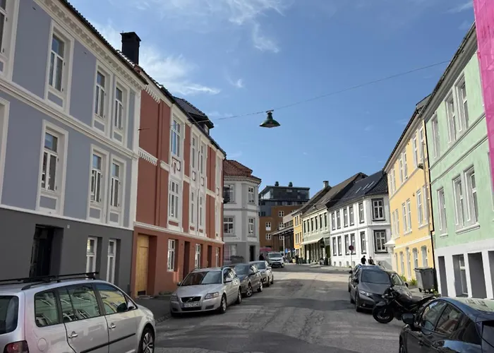 Bright & Stylish In Appartement Bergen